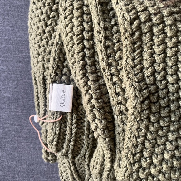 Quince Throw - Picture 5 of 6